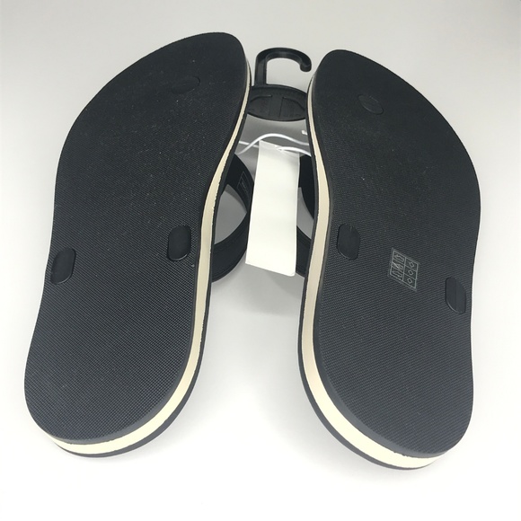 NWT Coach Black Pool Flip Flop Sandals SH0582 - Picture 6 of 6